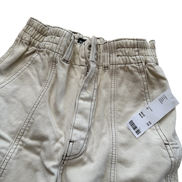 BDG Urban Outfitters Relaxed Skate Jean Ivory Rise Size 25 NWT - Picture 3 of 11